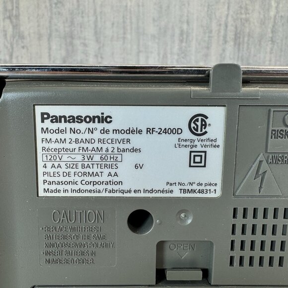 Panasonic RF-2400D Am/FM Radio  Silver/Grey - Tested & Working Very Nice - Picture 5 of 9